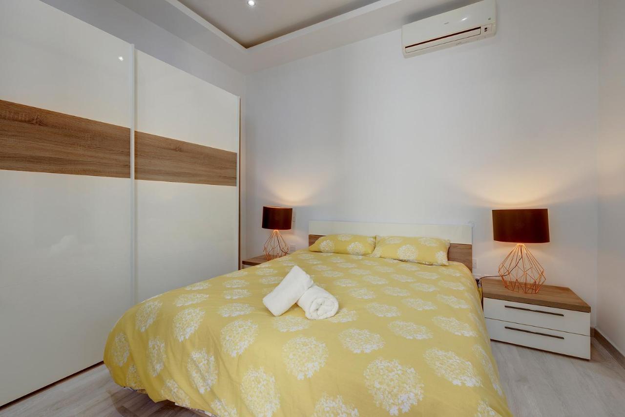 Modern Apartment In The Best Area Of Sliema Eksteriør billede