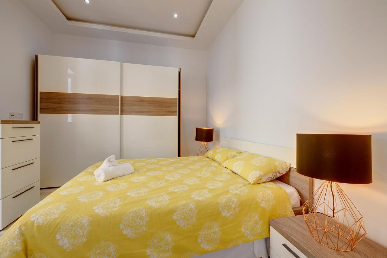 Modern Apartment In The Best Area Of Sliema Eksteriør billede